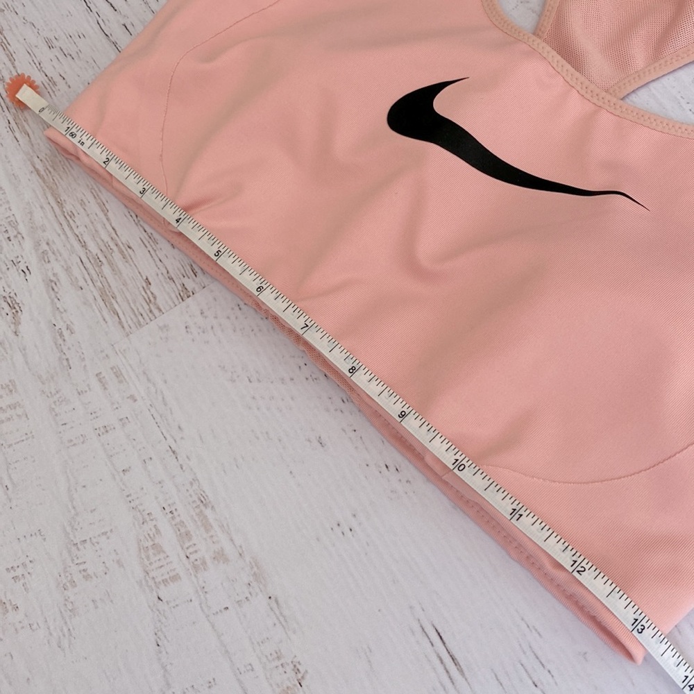 Nike Pink Sport Bra Size Medium - Picture 2 of 8